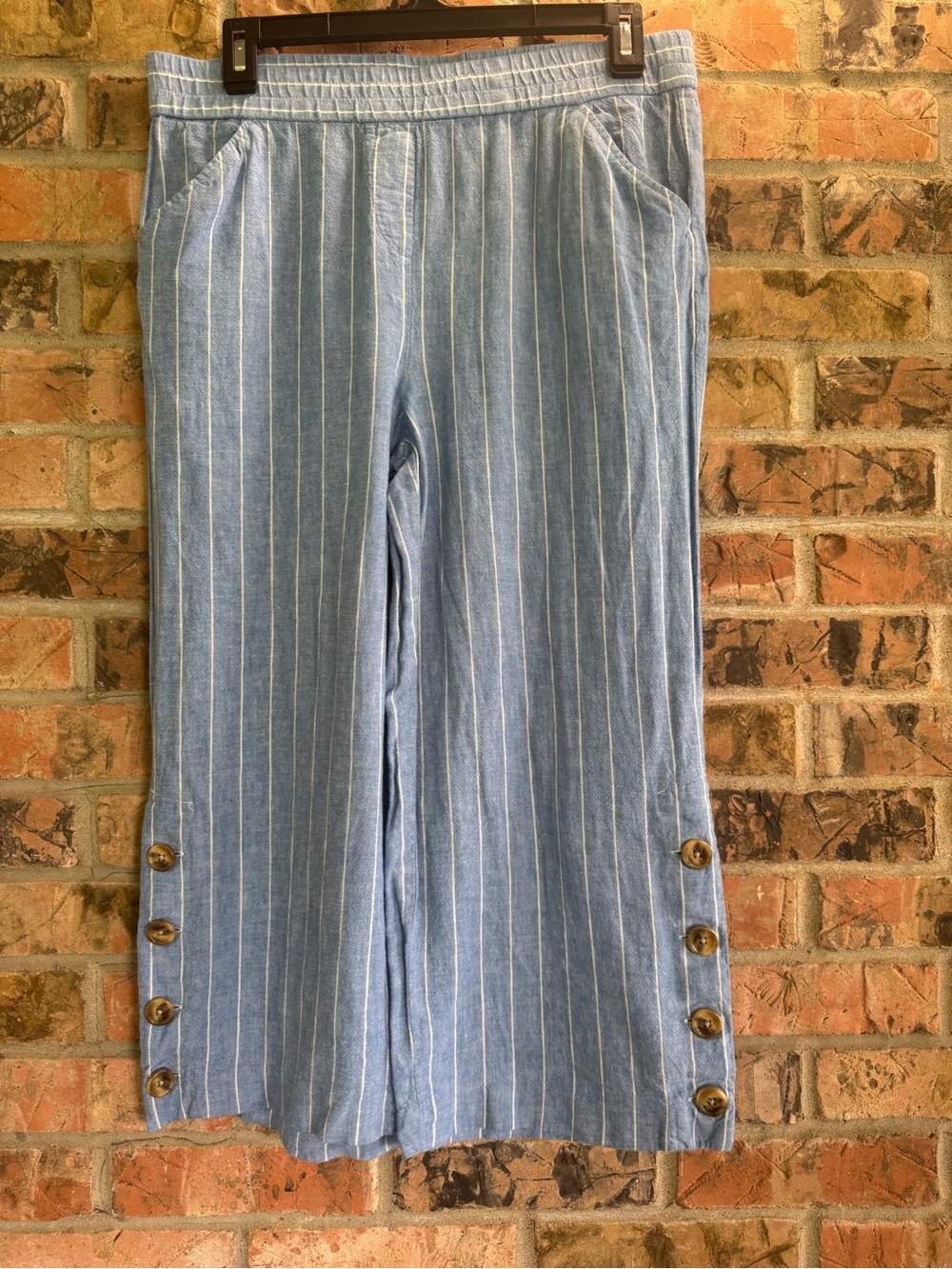 Land n Sea Linen Rayon Crop Pants Women’s M Blue White Stripe Pull On Pockets